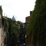 Nanni Vatican House Róma