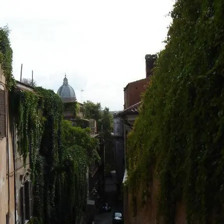 Nanni Vatican House Rome